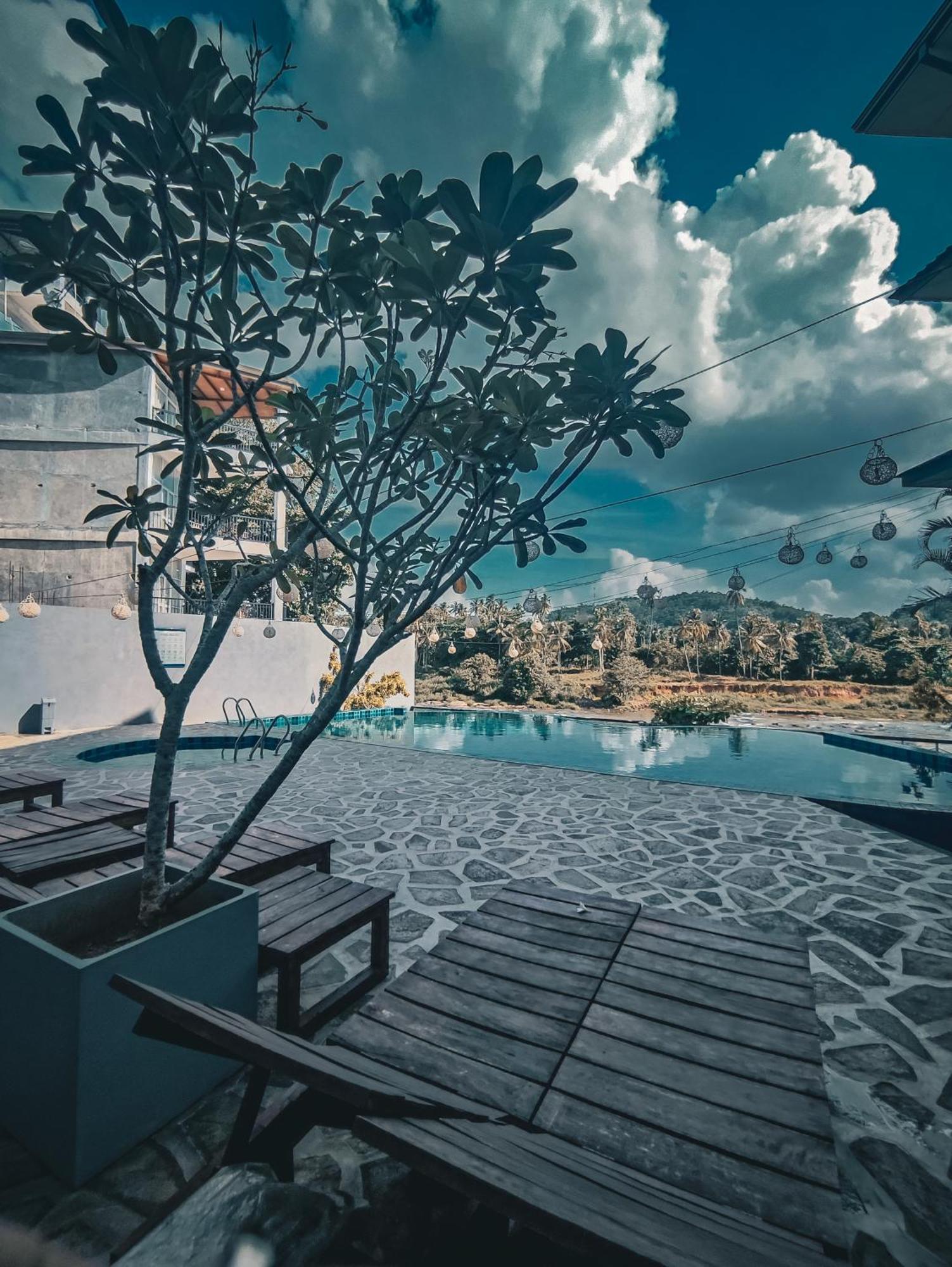 פינאוואלה Hotel Elephant Park - New Deal! Half Off Airport Pickups Available מראה חיצוני תמונה