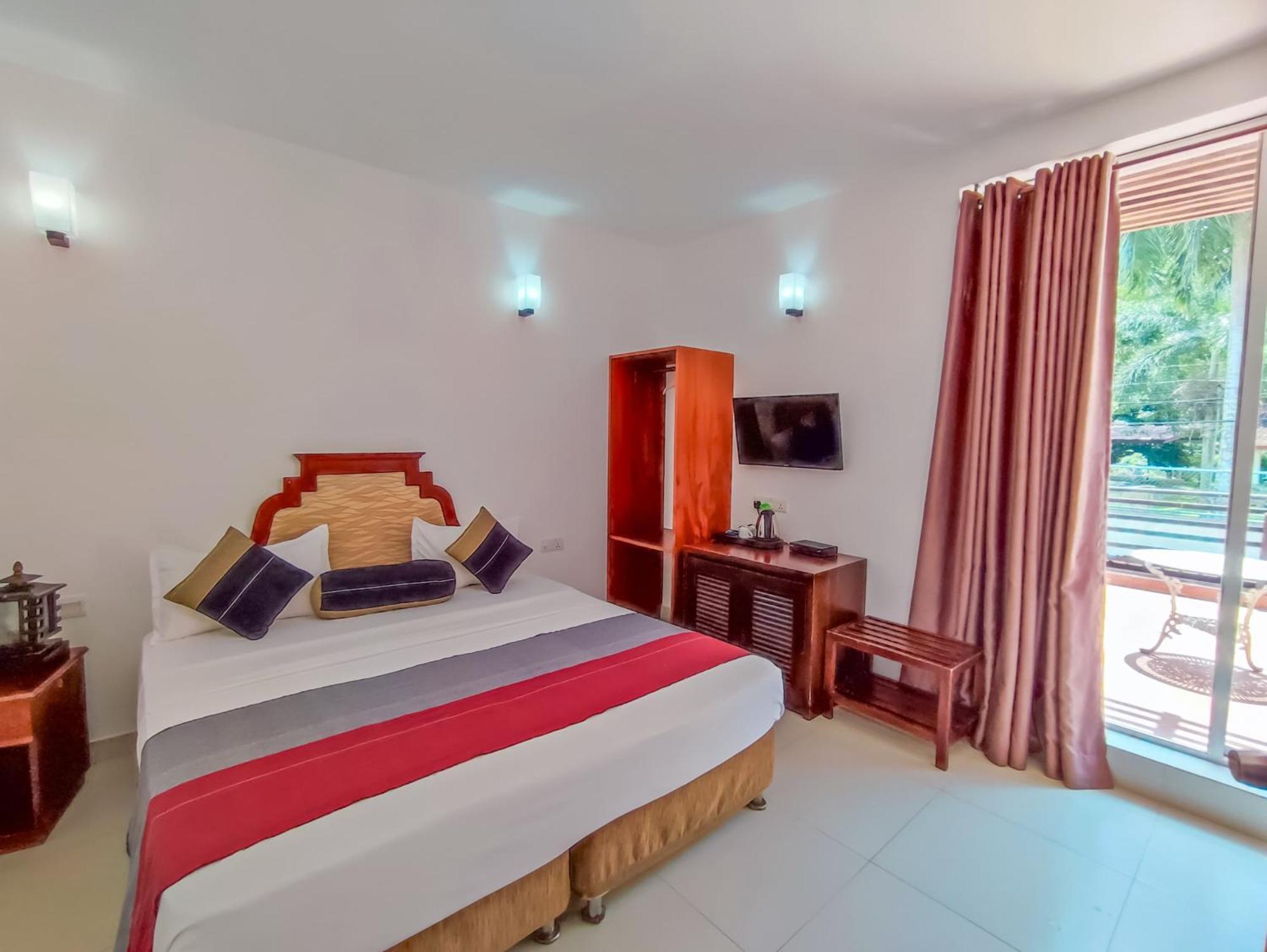 פינאוואלה Hotel Elephant Park - New Deal! Half Off Airport Pickups Available מראה חיצוני תמונה